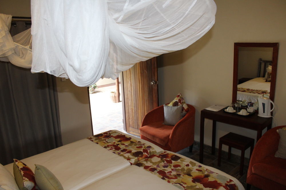 Thebe River Safaris Kasane Luaran gambar