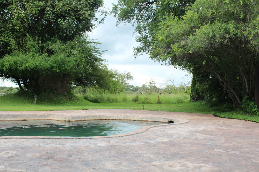 Thebe River Safaris Kasane Luaran gambar