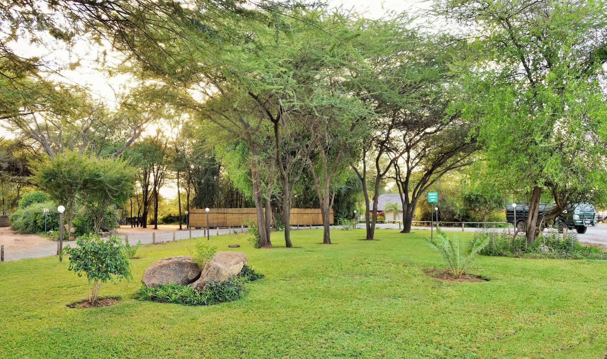 Thebe River Safaris Kasane Luaran gambar